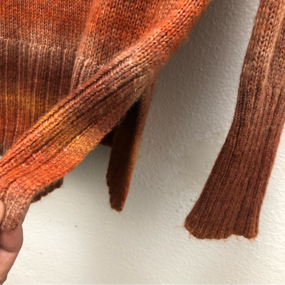 a.n.a Long Sleeve V-Neck Color Block Chain Knit Sweater Women's Size M O/Brown - Picture 3 of 7